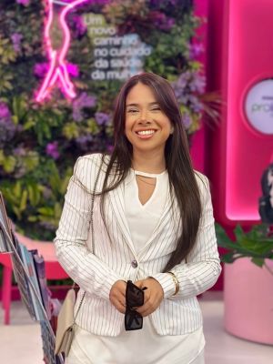 Thais Bernardino